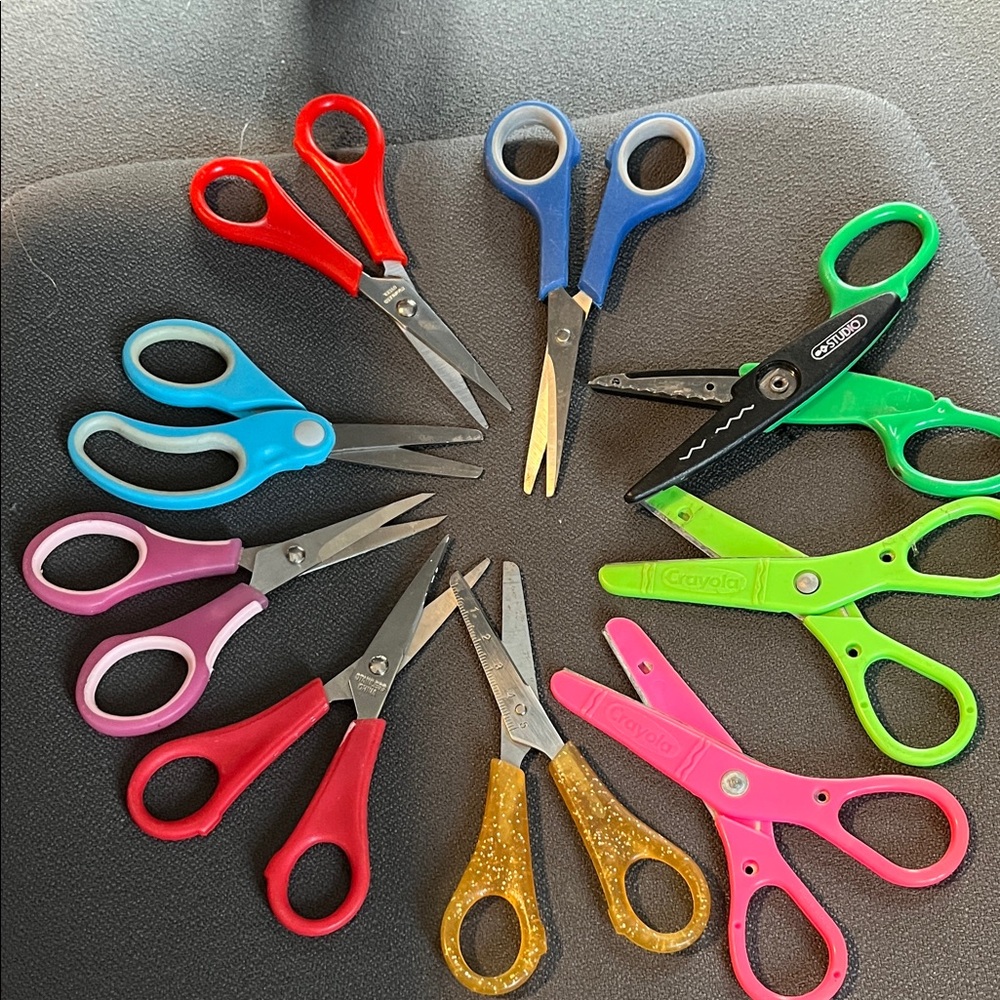 # 103.Crayola Craft Scissors - Pink, Green, and Gold